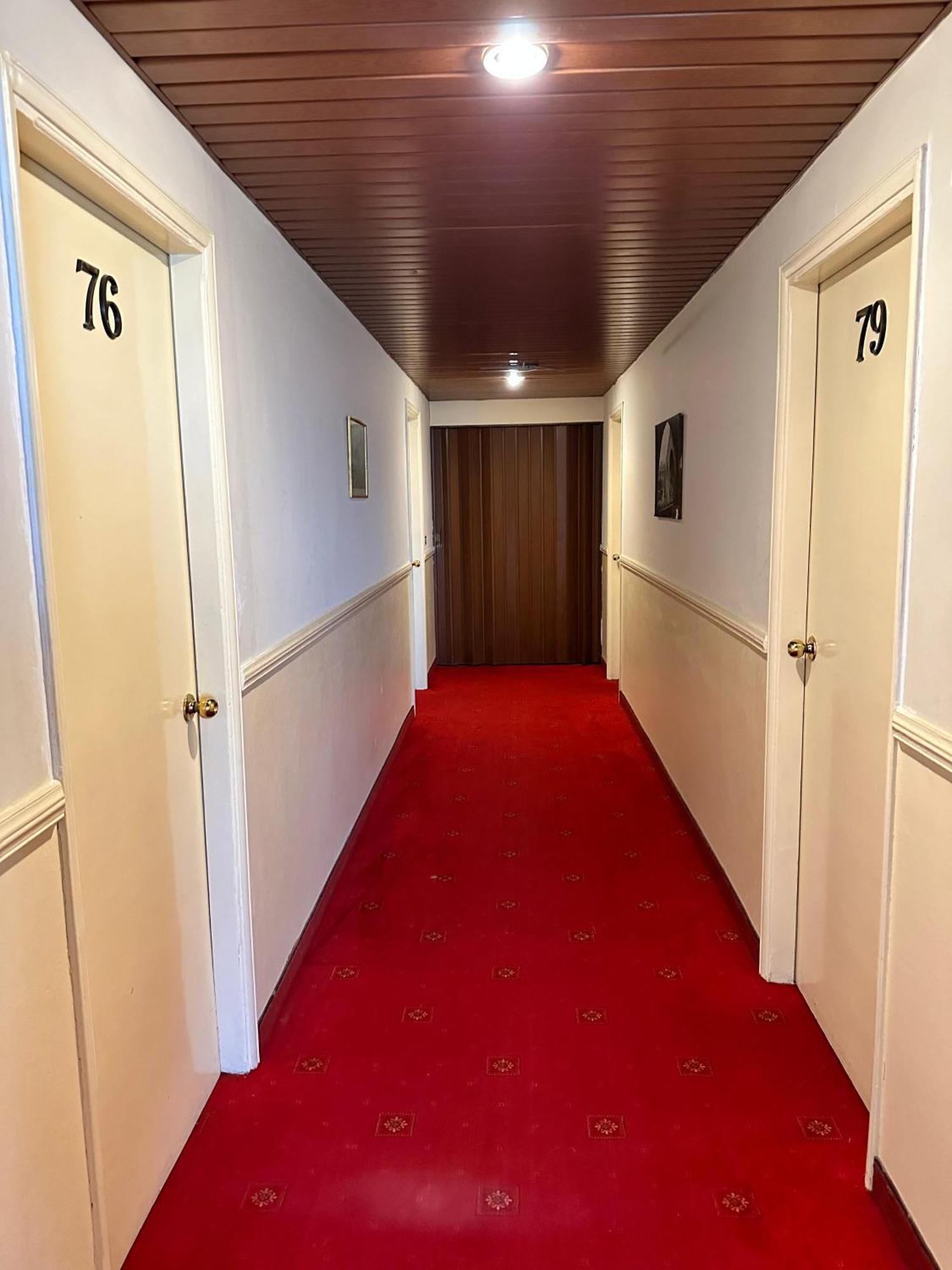 Le Crillon Hotel Brummana Ngoại thất bức ảnh