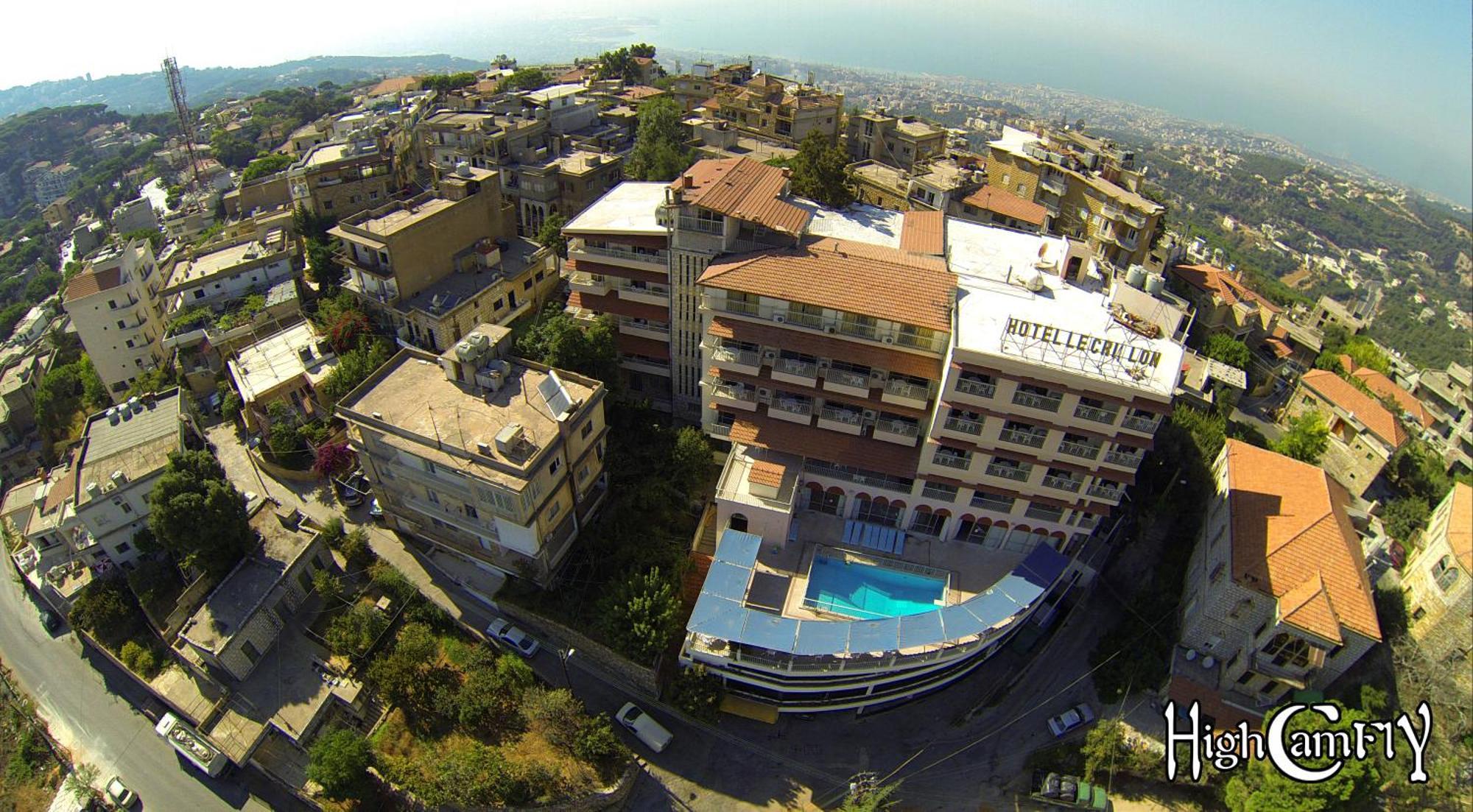 Le Crillon Hotel Brummana Ngoại thất bức ảnh